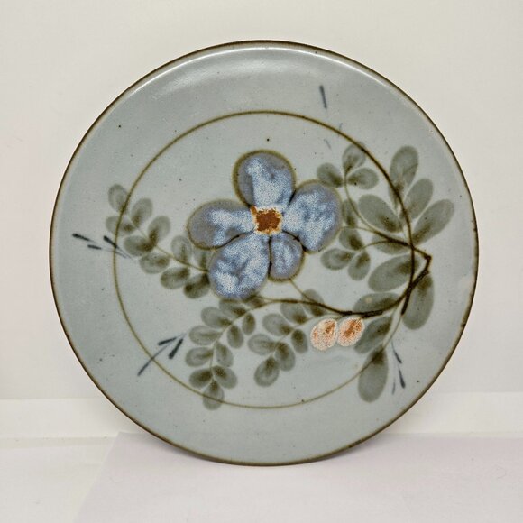 Vintage Highland Stoneware Trivet, 8.75" Round, Blue, Floral, Scotland - Picture 1 of 6